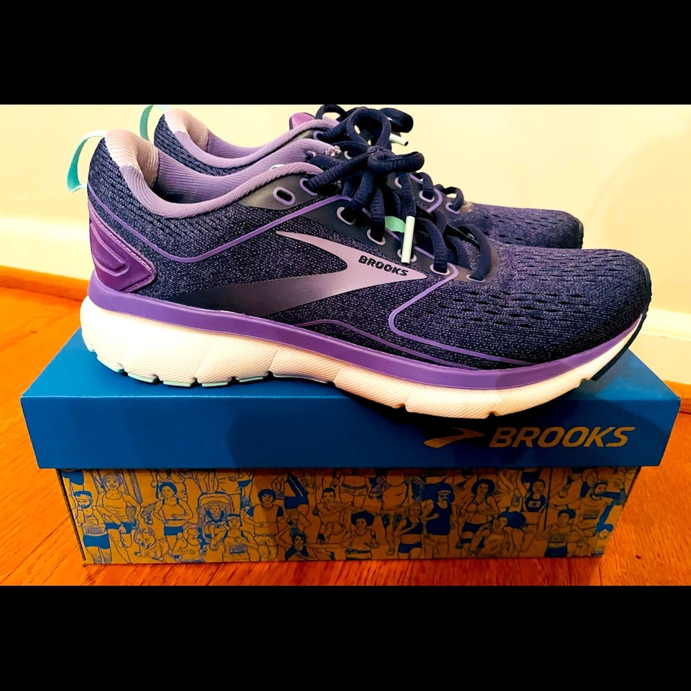 Brooks Transmit 3 running shoes